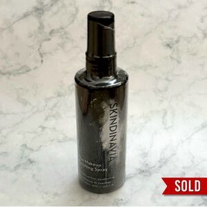 *SOLD!* Skindinavia The Makeup Finishing Spray